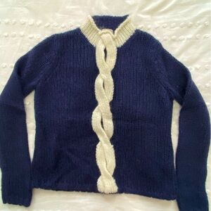 L.L.Bean sweater. Size S women. Very good condition. Navy blue/ white